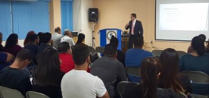 La actividad se celebró el pasado miércoles, 17 de febrero de 2016 en la Sala de Actividades del Recinto de Mayagüez de la PUCPR. 